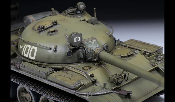 Zvesda T-62 Soviet Main Battle Tank