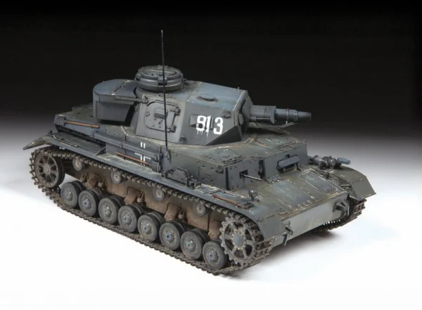 Zvezda Panzer IV Ausf E — image 3 of 6