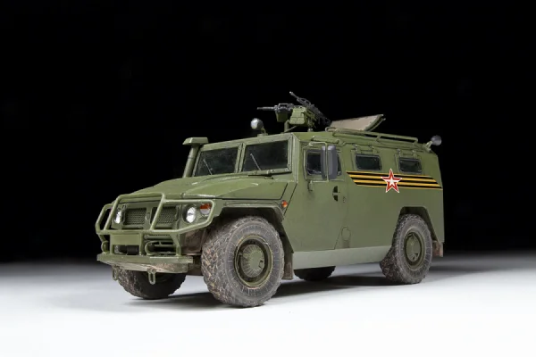 Zvesda Russian Armoured Vehicle Gaz Tiger — image 9 of 9