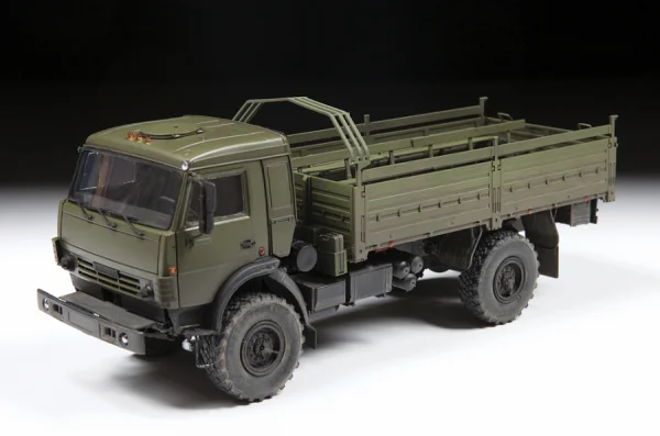 Zvesda Russian 2 Axle Military Truck K-432 — image 4 of 9