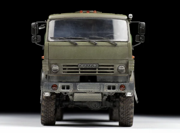 Zvesda Kamaz Truck 3 Axle — image 4 of 9
