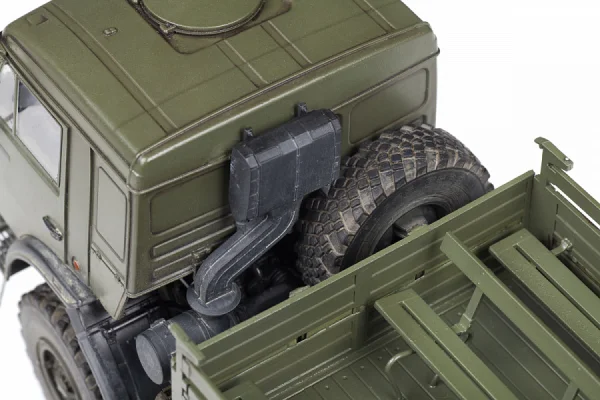 Zvesda Kamaz Truck 3 Axle — image 7 of 9