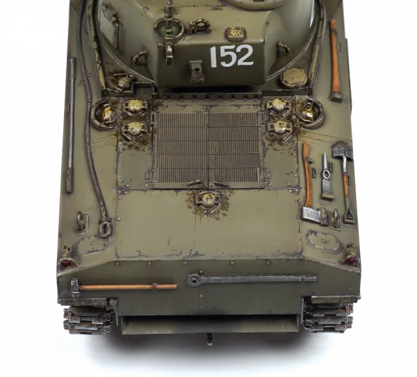 Zvezda M4 A2 Sherman — image 5 of 9