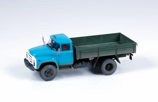 ZIL 130 &mdash; image 6 of 10