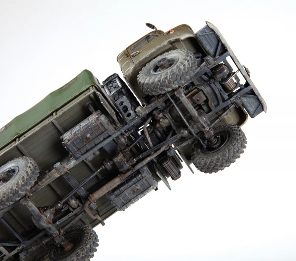 GAZ-66 Soviet All-Wheel Drive Truck — image 3 of 14