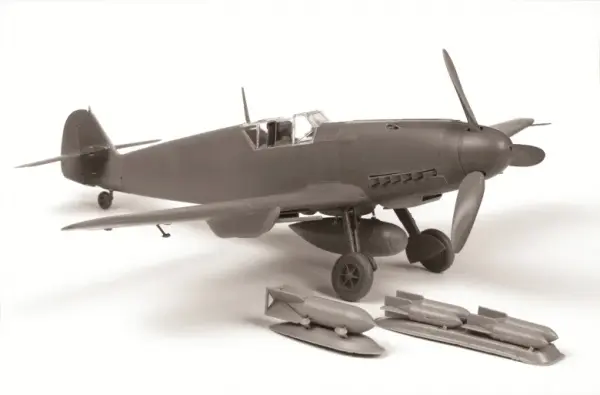 Zvezda Messerschmitt BF-109 F4 — image 11 of 11