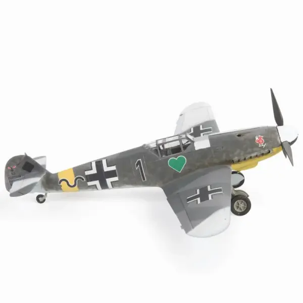 Zvezda Messerschmitt BF-109 F4 — image 8 of 11