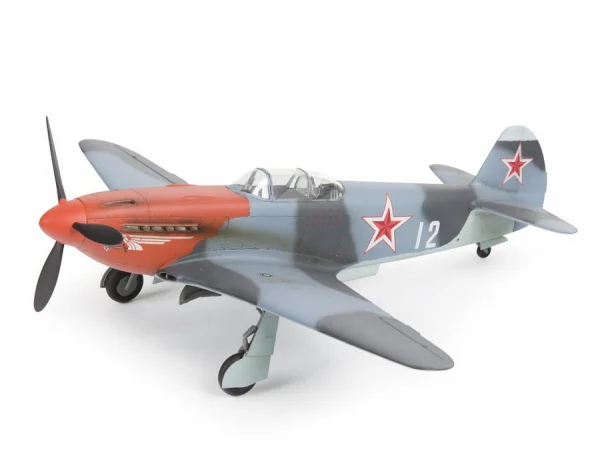 Zvezda Yak-3 Soviet WWII Fighter — image 5 of 10