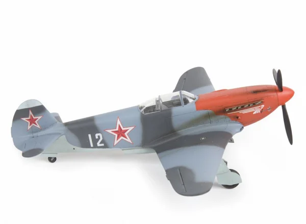 Zvezda Yak-3 Soviet WWII Fighter — image 4 of 10