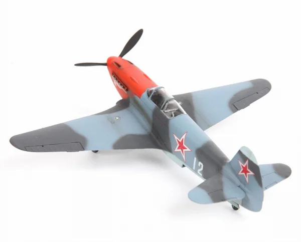 Zvezda Yak-3 Soviet WWII Fighter — image 3 of 10