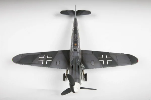 Zvezda Messerschmitt BF-109 G6 — image 9 of 13