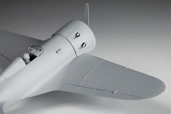 I-16 Soviet WWII Fighter — image 6 of 16