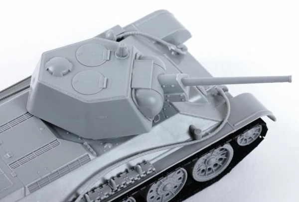 Zvezda 1/72 T34 — image 4 of 10