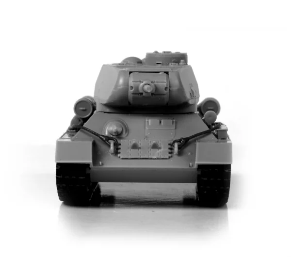 Zvesda 1/72 T-34/85 Soviet Med Tank WWII — image 4 of 4