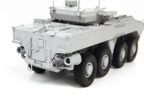 Zvezda BMP Bumerang 8X8 Apc — image 7 of 9