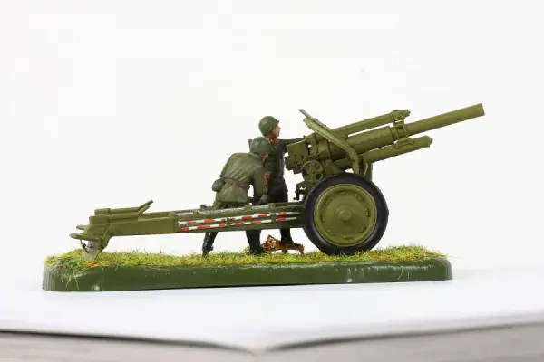 Zvezda 1:72 - Soviet M-30 Howitzer &mdash; image 4 of 10