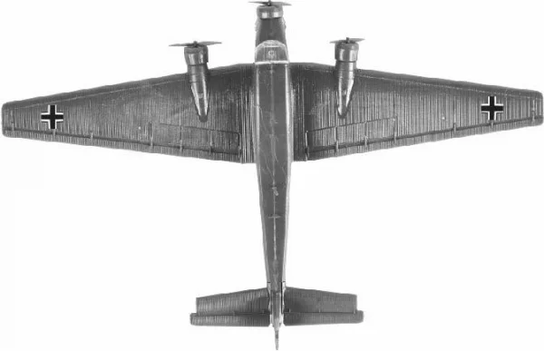 Zvesda Junkers Ju-52 Transport Plane — image 4 of 8