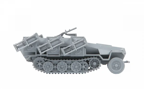 Zvesda Sd.Kfz 251/1 Ausf B Stuka Zu Fuss — image 6 of 6