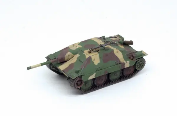 Jagdpanzer 38 “Hetzer” German Self-Propelled Gun — image 1 of 5