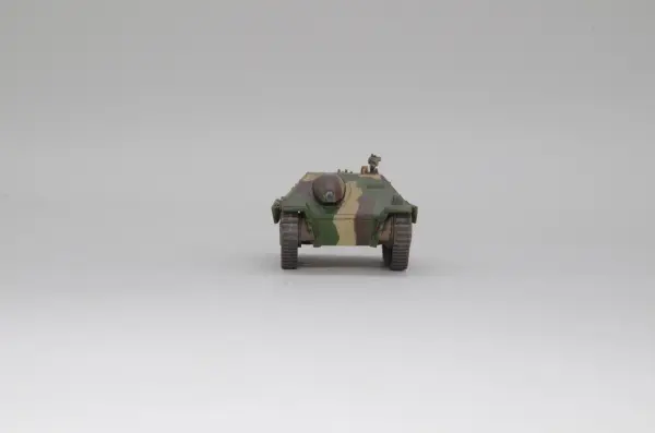 Jagdpanzer 38 “Hetzer” German Self-Propelled Gun — image 5 of 5