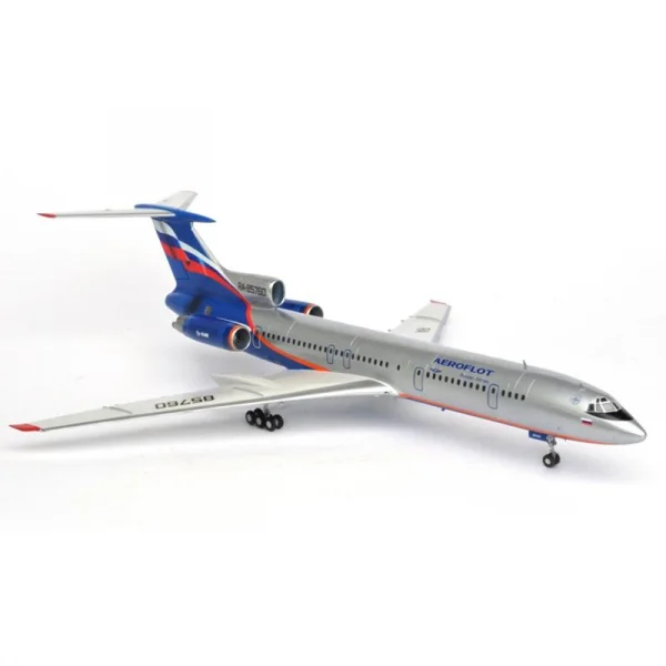 Zvesda Tu-154M Russian Airliner — image 3 of 8