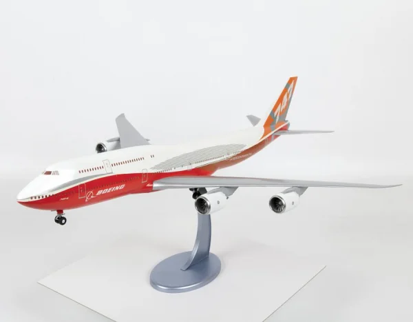 Zvezda Boeing 747-8 — image 3 of 7
