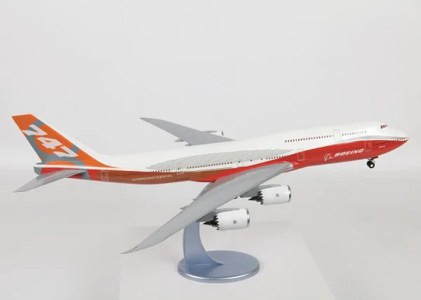Zvezda Boeing 747-8 — image 5 of 7