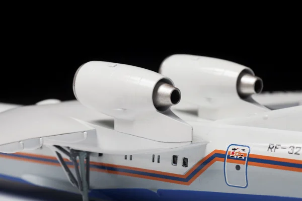 Zvesda Beriev Be-200 AMPHIBIOUS Aircraft — image 7 of 8