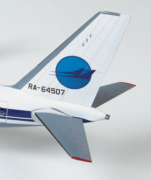 Tupolev Tu-214 Civil Airliner — image 3 of 12