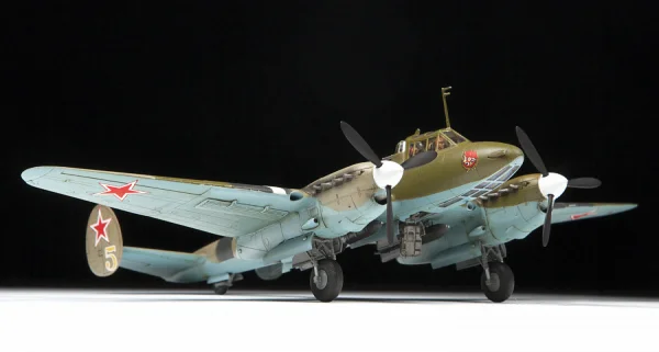 Zvezda Petlyakov Pe-2 — image 4 of 5