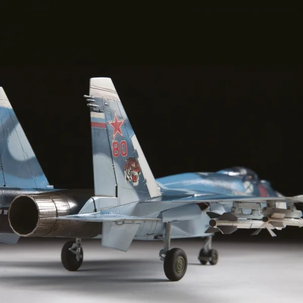 Zvezda Su-33 — image 8 of 10