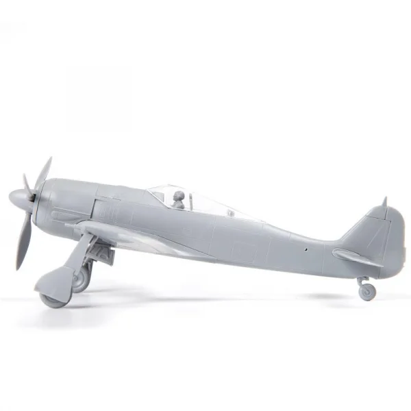 Zvesda Fockewulf 190 A4 — image 7 of 10