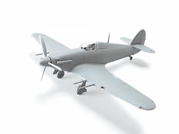 Zvesda Hawker Hurricane Mk II C — image 7 of 9