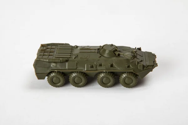 Zvezda 1:100 Btr-80 — image 4 of 8