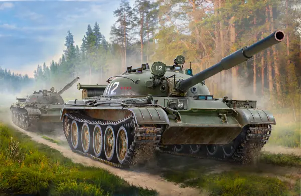 Soviet Main Battle Tank T-62 — image 3 of 5