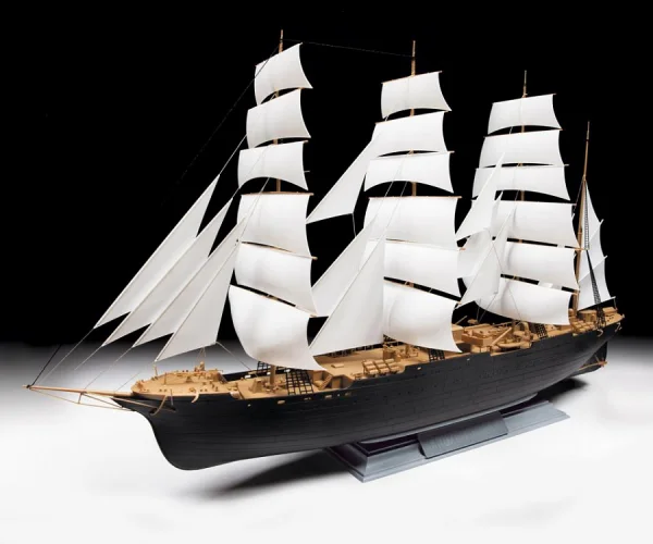 Zvesda Krusenstern Sailing Ship — image 6 of 7