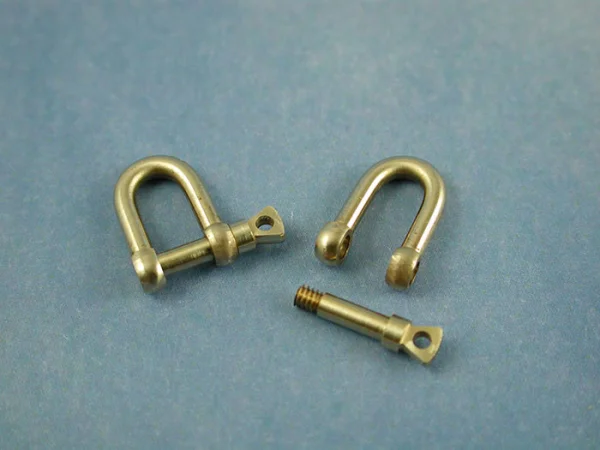Shackle 7.6x12.2 - M2 Threaded Pin (2)