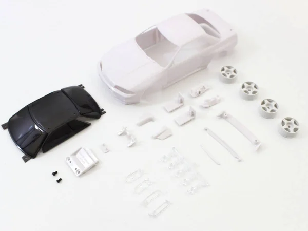 KYOSHO Bodyshell Skyline GT-R R32 Gr.A Mini-Z + 4WD Rims (White Body) — image 1 of 2