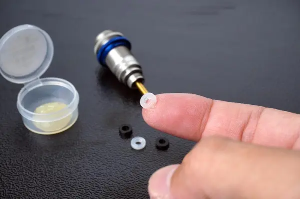 Koswork Shock P3 X-Ring (8) w/SP O-ring grease — image 4 of 6