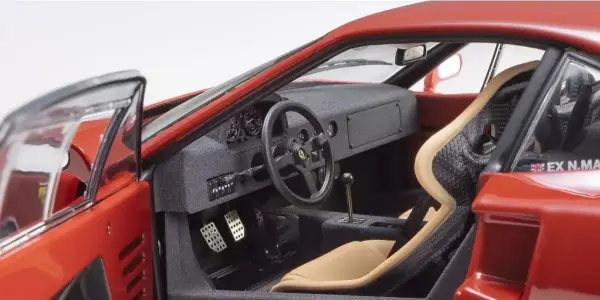Kyosho 1:18 Ferrari F40 LW Red Nigel Mansell Die-Cast Collection — image 4 of 5