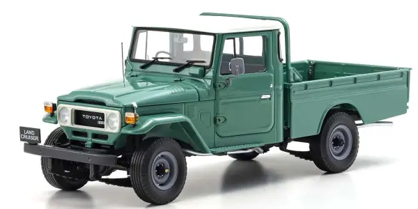 Kyosho 1:18 Toyota Land Cruiser 40 Pick Up 1980 Fashion Green — image 1 of 7