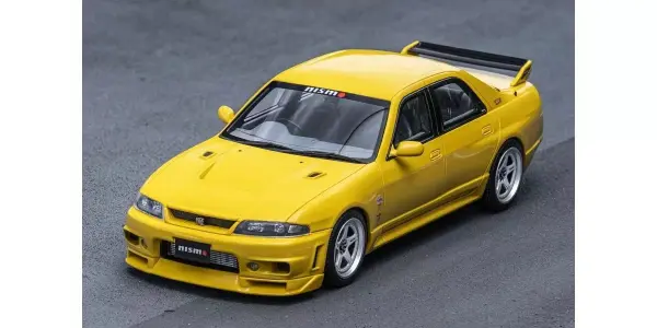 Kyosho 1:18 Resin Samurai Collection Nissan GT-R Autech Nismo Yellow — image 5 of 6