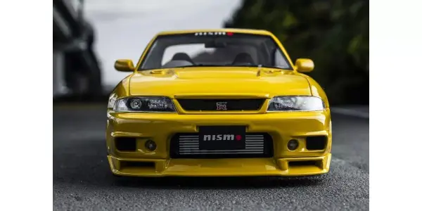 Kyosho 1:18 Resin Samurai Collection Nissan GT-R Autech Nismo Yellow — image 6 of 6