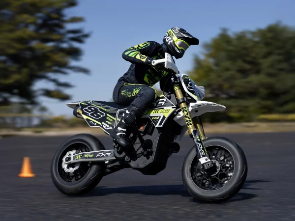 Losi Promoto-SM FXR Supermoto Motorcycle - RTR
