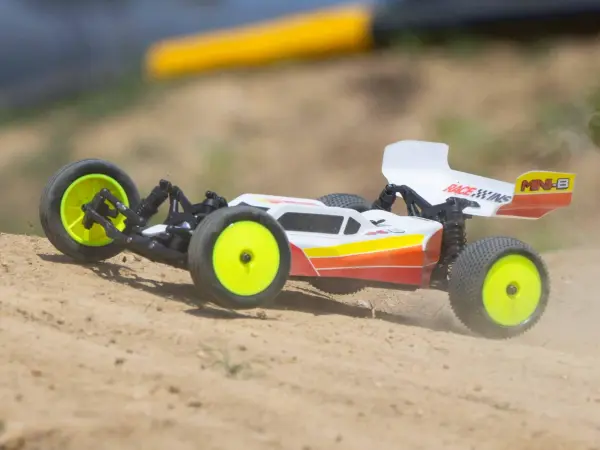 Losi Mini-B 1:16 Brushless — image 21 of 30