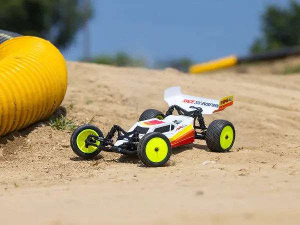Losi Mini-B 1:16 Brushless — image 19 of 30