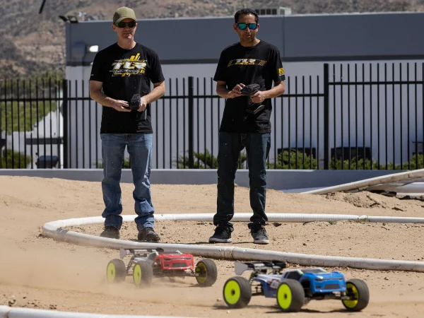 Losi 8IGHT-XTE Truggy RTR