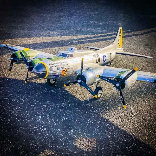 Master Airscrew 3-Blade - 10x7 Propeller Rev./Pusher &mdash; image 11 of 14