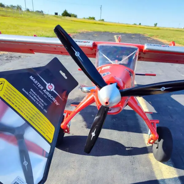 Master Airscrew 3-Blade - 10x7 Propeller Rev./Pusher &mdash; image 12 of 14