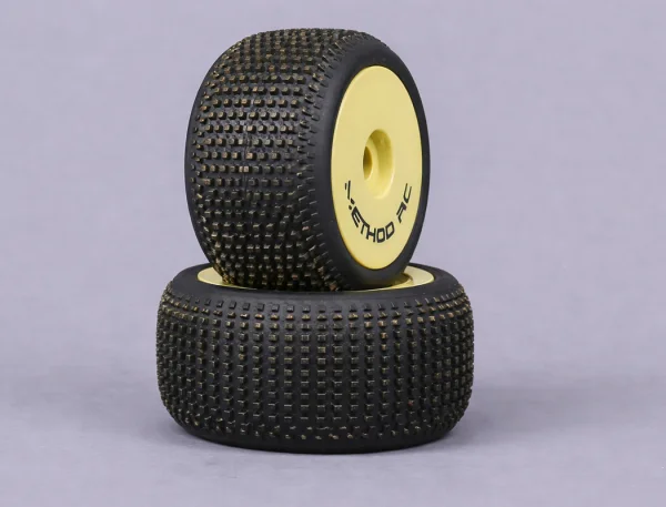 Method RC Method Nitragrip 1/24 Truck Ty Res F/R On 7mm Hex Yellow (4)